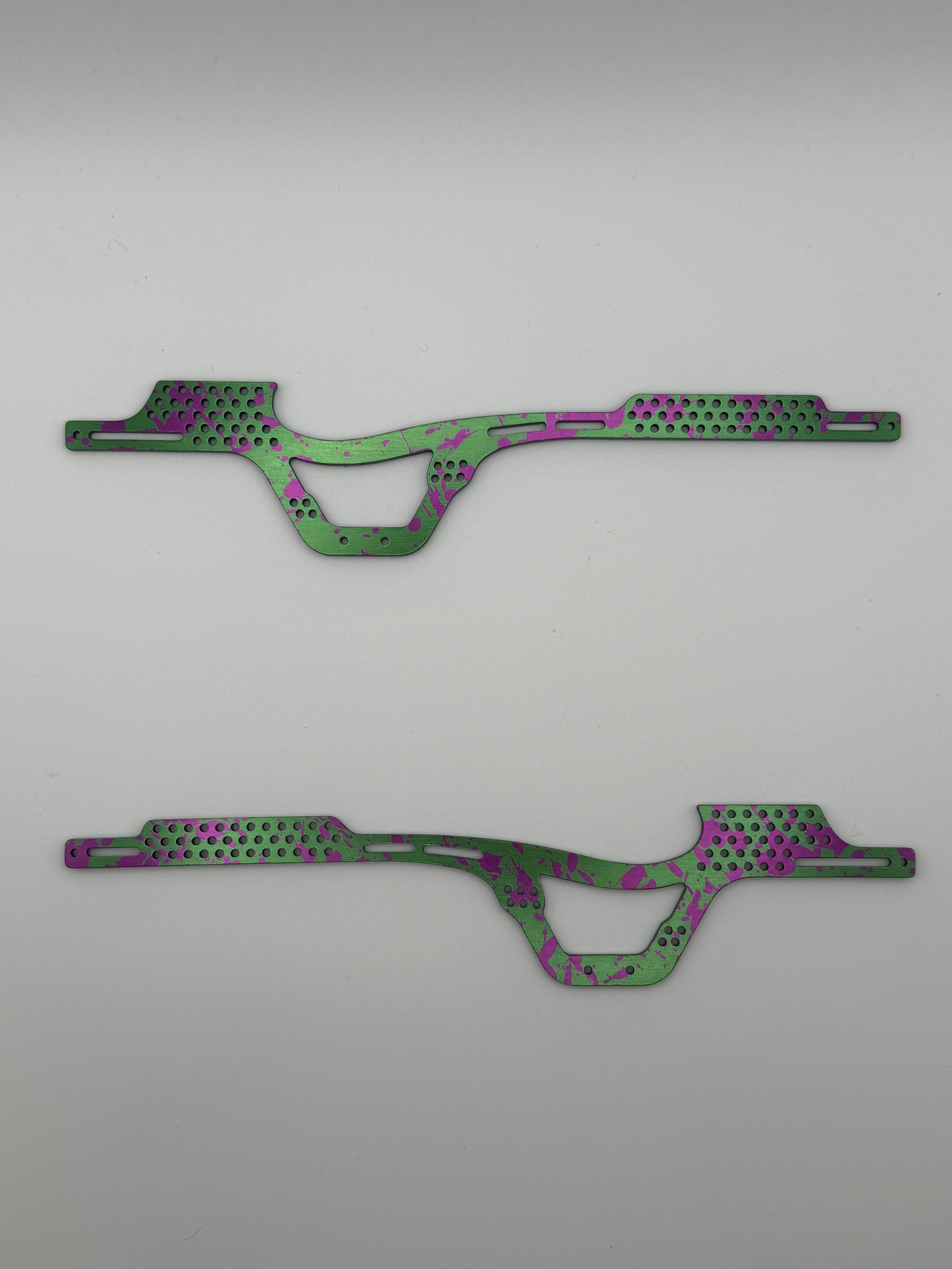 Sidewinder C1 Aluminum Chassis Kit Anodized Emerald Green/Electric Magenta Splatter