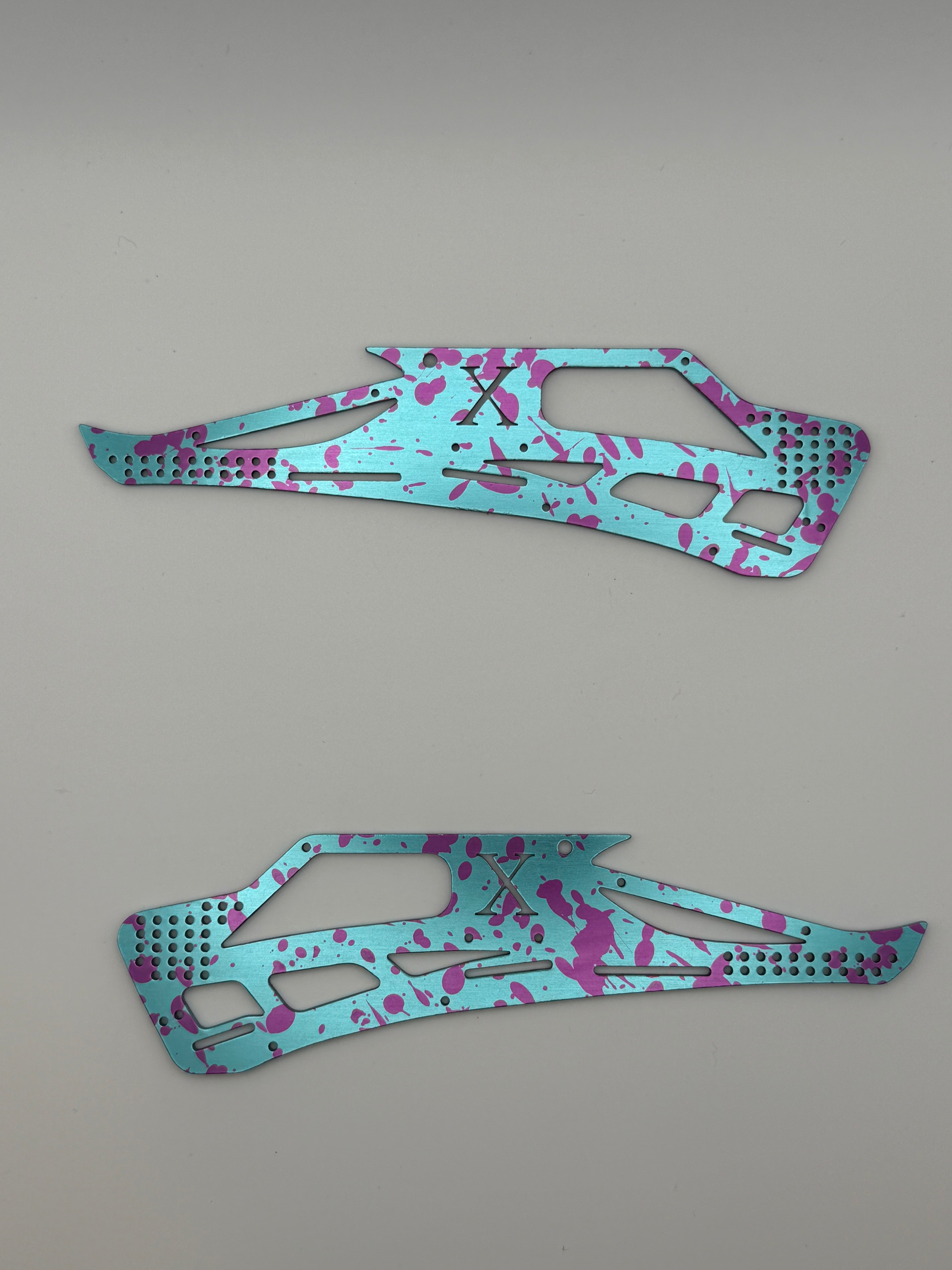 Mamba X Aluminum Chassis Kit Anodized Tiffany Blue and Magenta Splatter