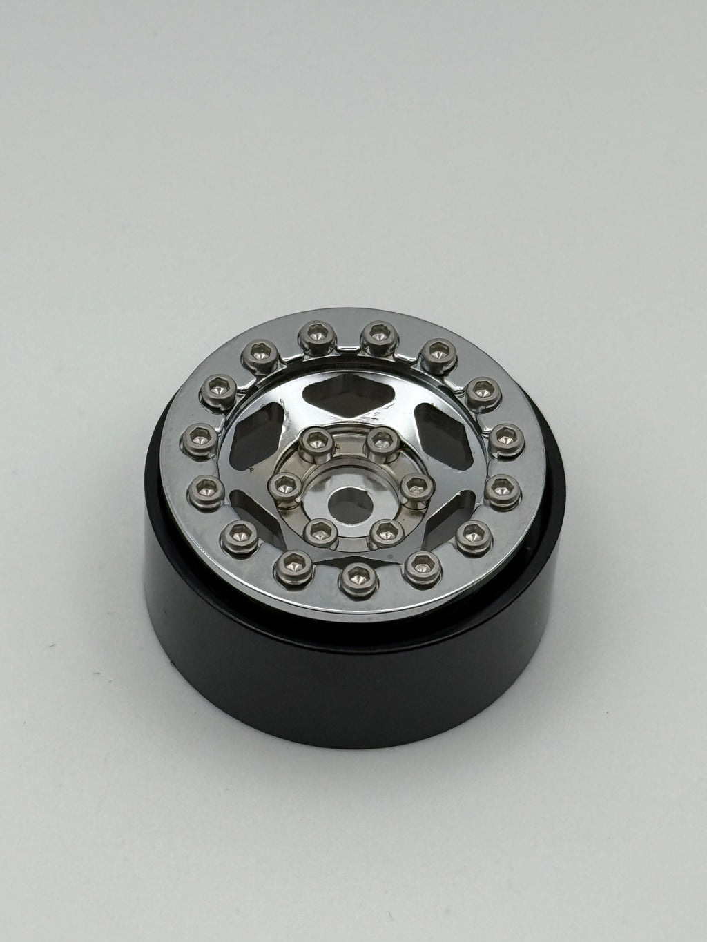 6 of Diamonds 1.0 Beadlock Wheels Chrome 0 Offset